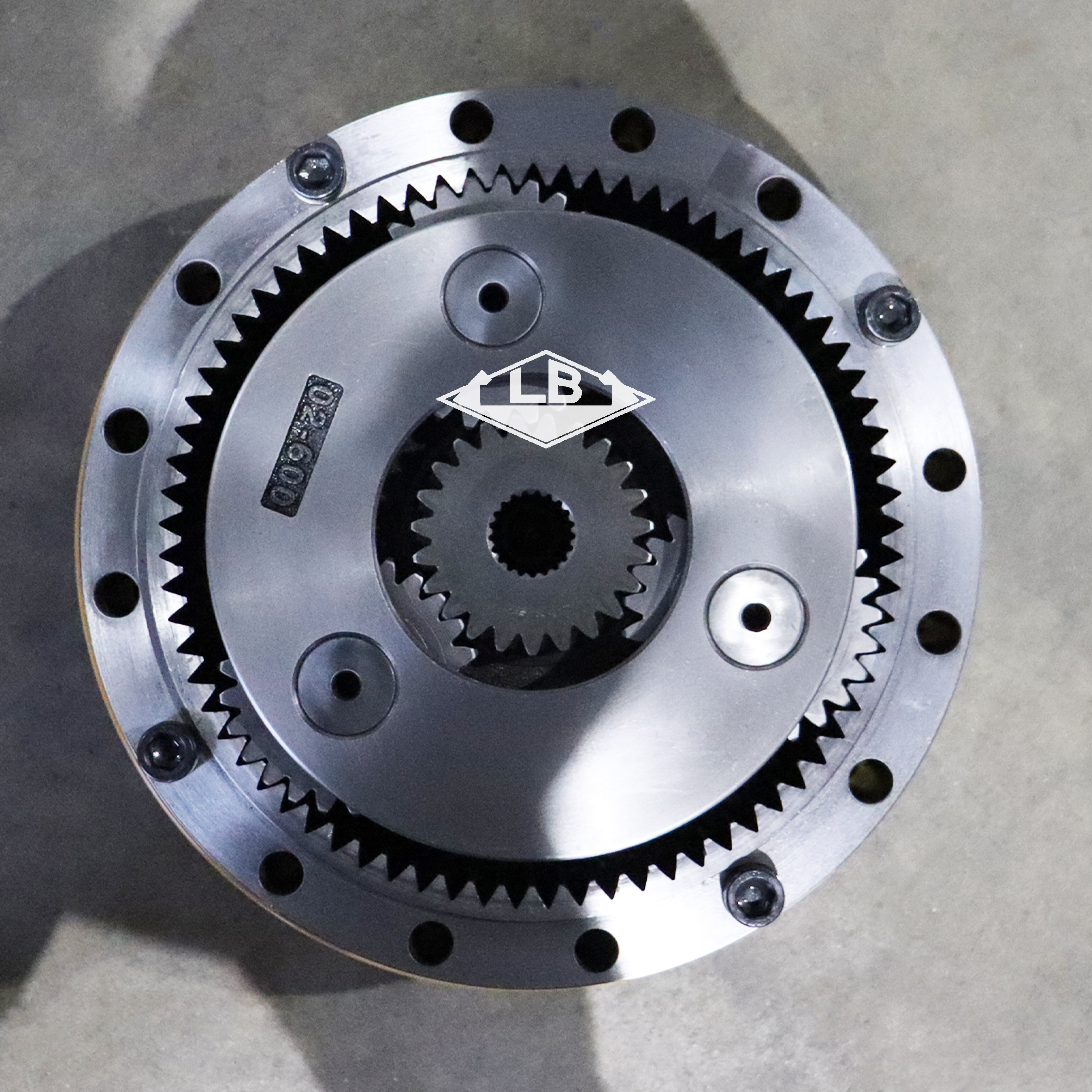 E320B 回转牙箱(2) E320B 回转牙箱(2)