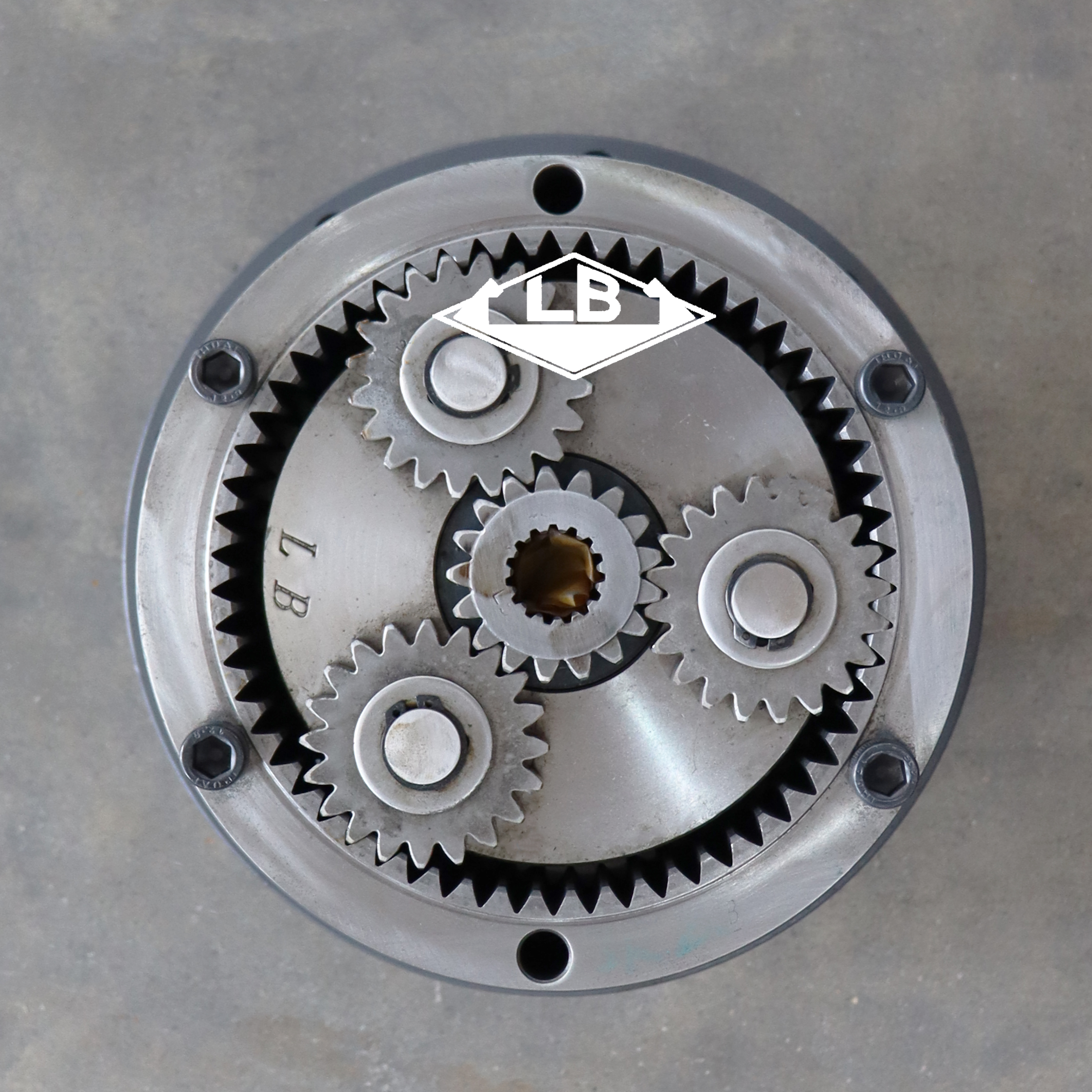 SK60-5 SWING REDUCTION GEAR YR32W00002F1 SK60-5 SWING GEARBOX FOR KOBLECO EXCAVATOR