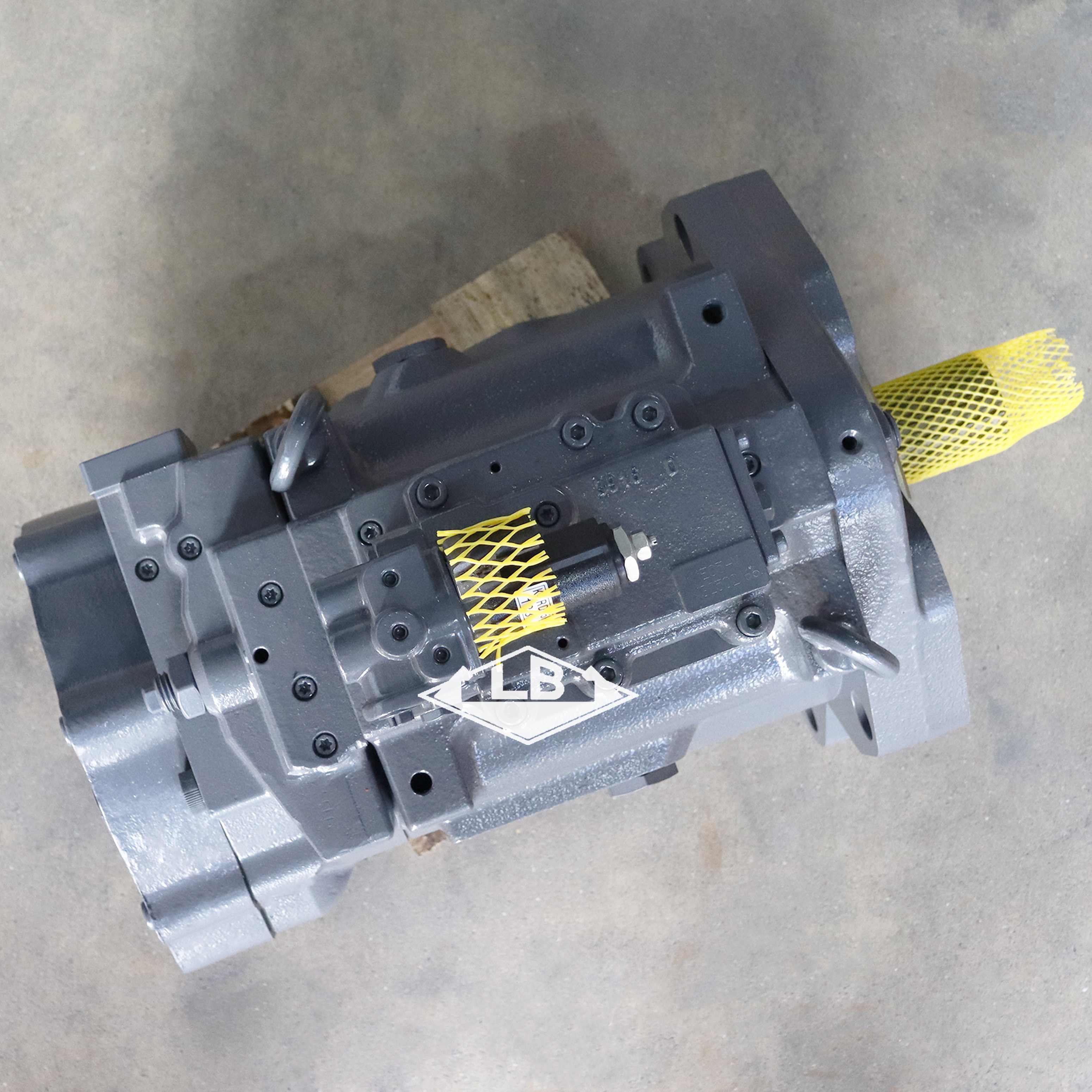 VOLVO EC950E MAIN PUMP K3V280 VOE14670155 EC950 Hydraulic pump