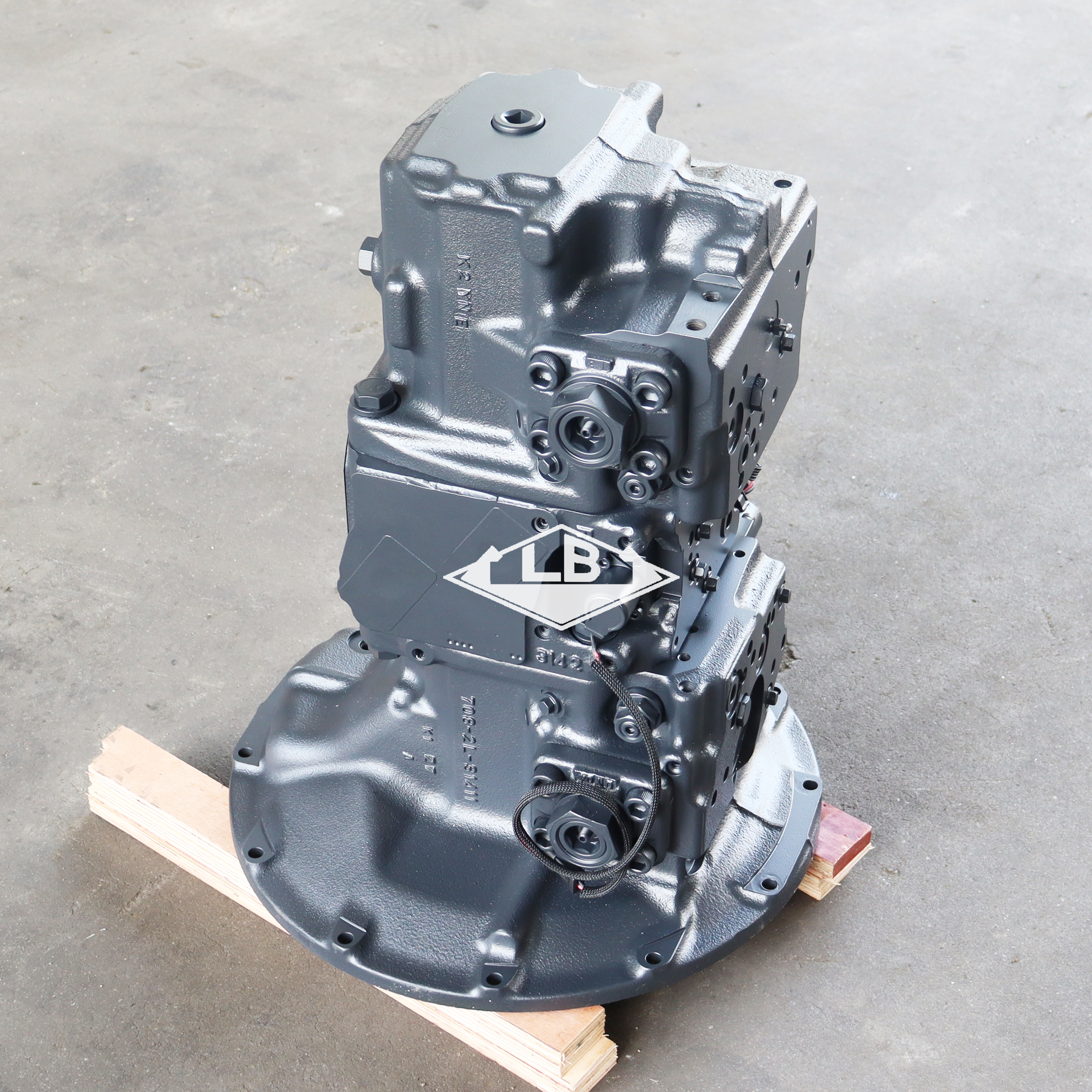 PC220-8 Hydraulic Pump Assy 708-2L-00790 PC220-8 MAIN PUMP FOR KOMATSU EXCAVATOR