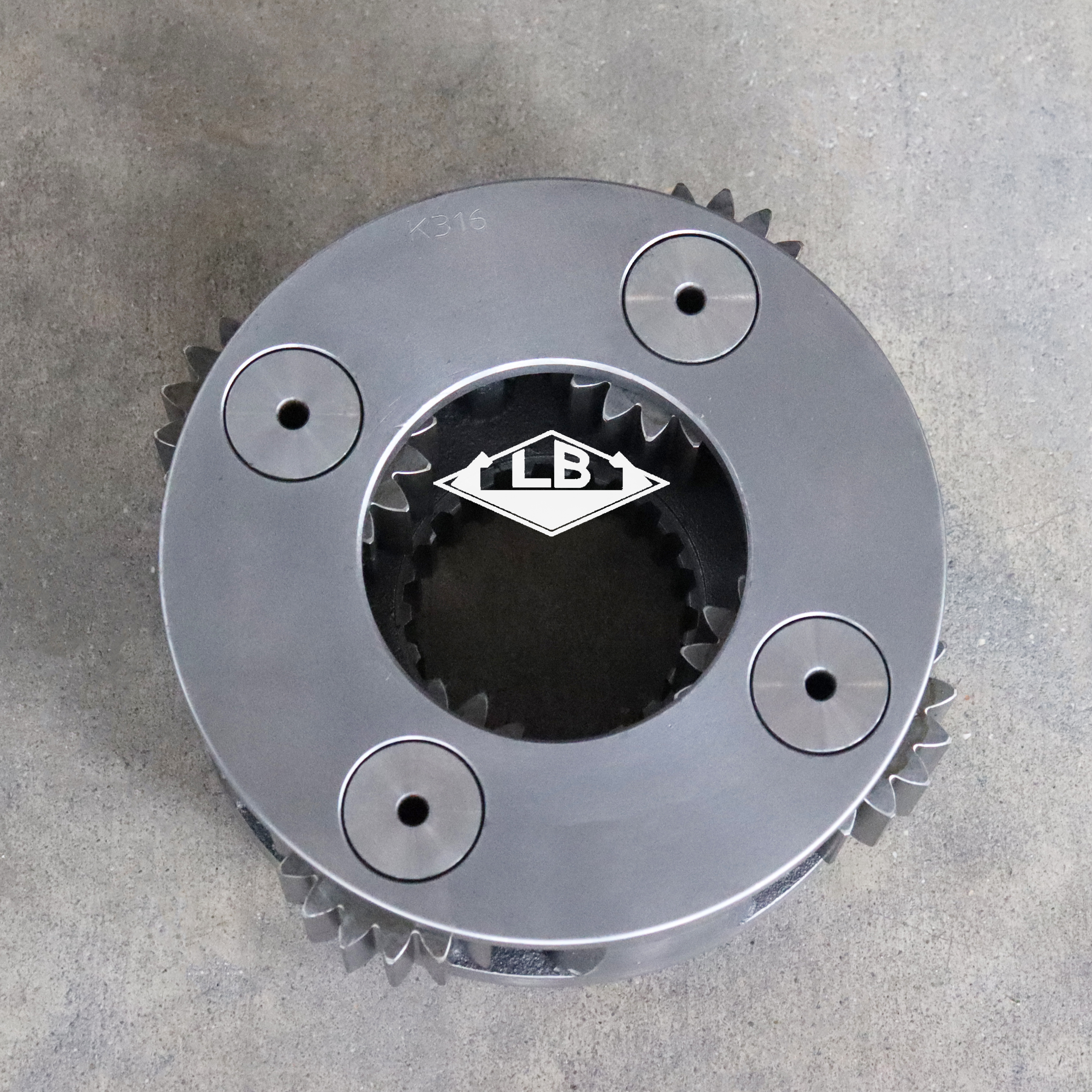 CX210 CX220 168437A1 SWING REDUCER PART S2 Carrier ASSY FOR CASE EXCAVATOR