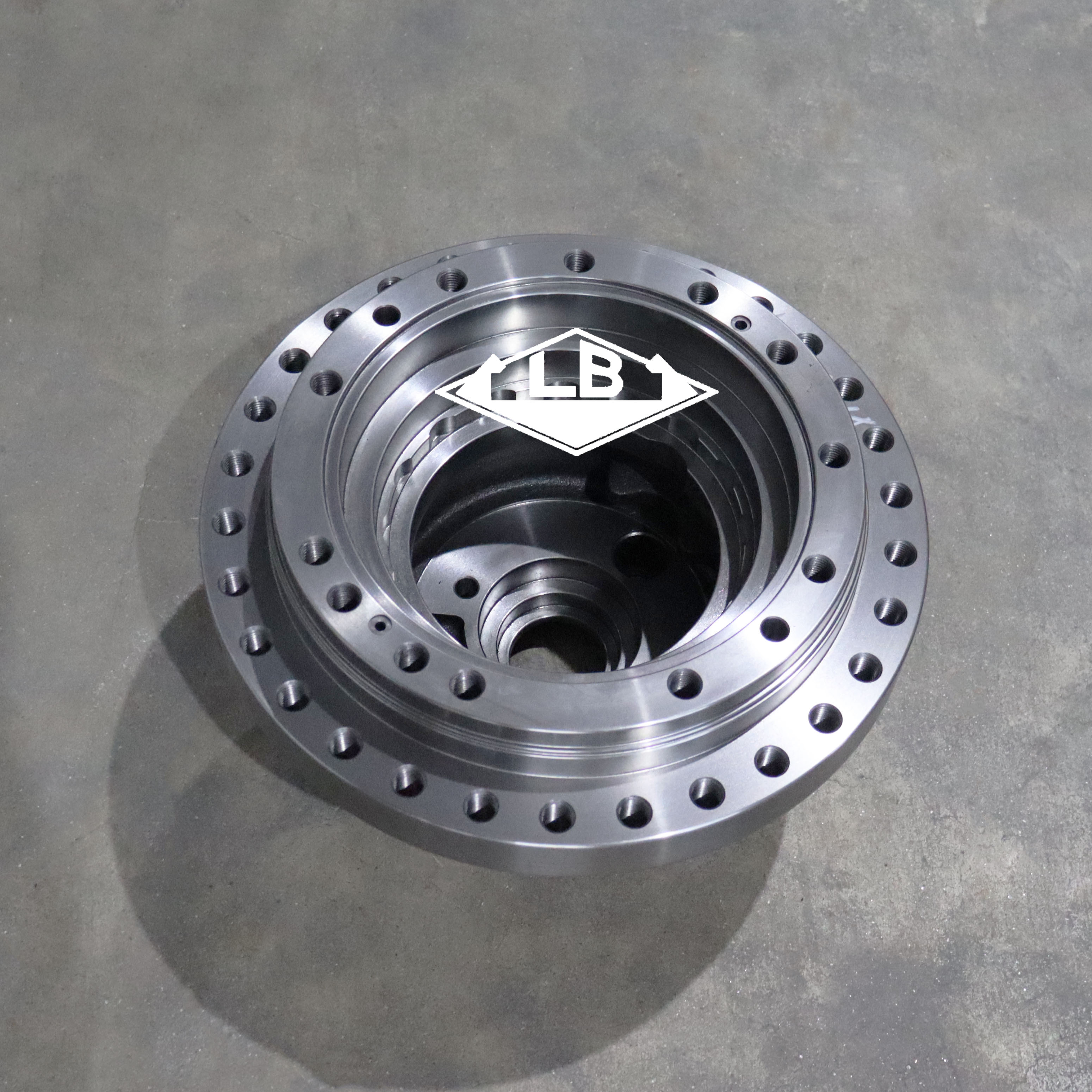 DX220 DX225 DX230 TRAVEL MOTOR HOUSING K9007383 K9007383A TRAVEL REDUCTION GEARBOX SAPRE PARTS FOR DOOSAN EXCAVATOR