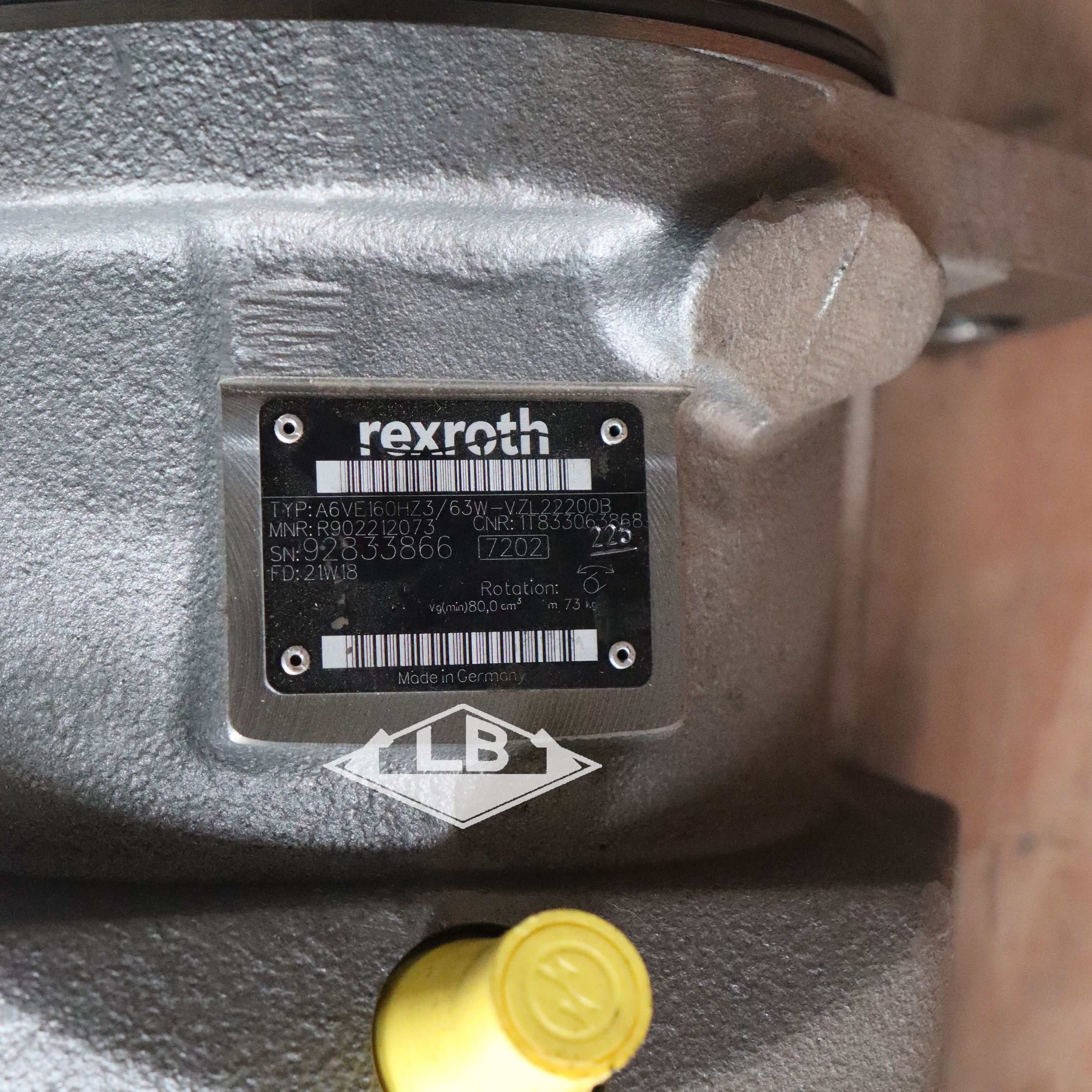 R450-7 R480-9 R500-7 TRAVEL MOTOR 34E7-03050 FOR HYUNDAI EXCAVATOR