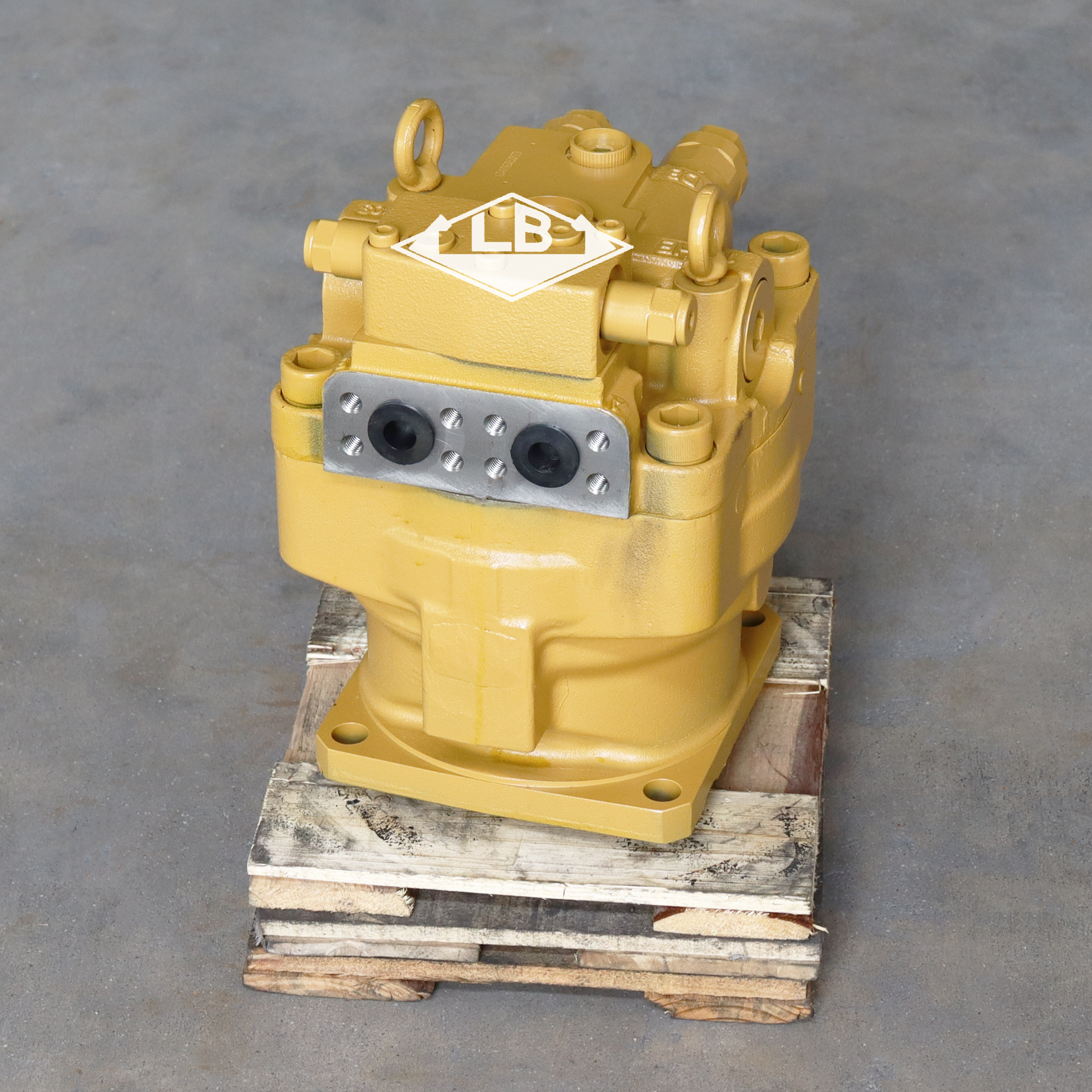 SANY SY335 SY365 SWING MOTOR M5X180CHB 60043410 SY335 SWING MOTOR